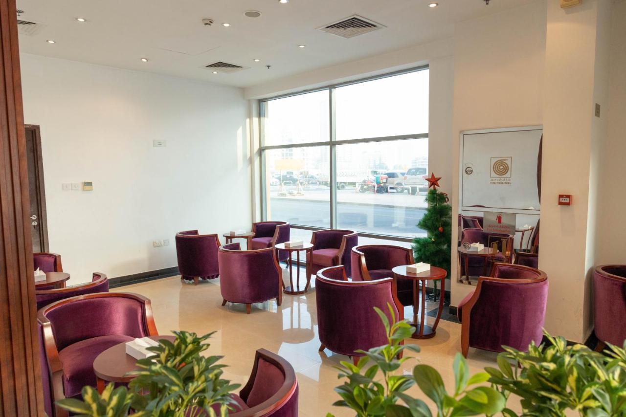 Mra Grand Hotel Dubai Buitenkant foto