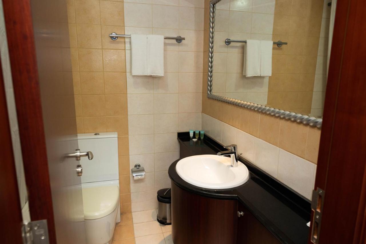 Mra Grand Hotel Dubai Buitenkant foto