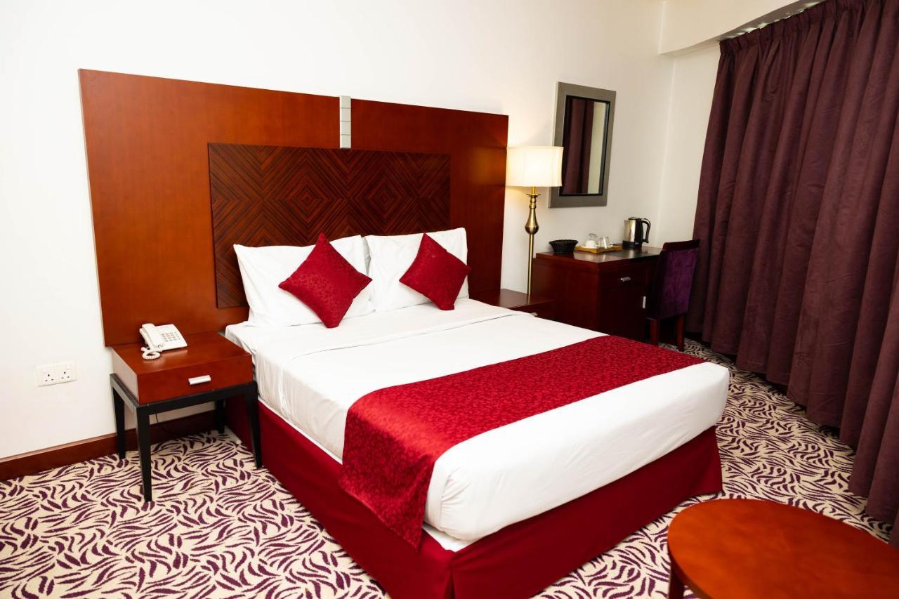 Mra Grand Hotel Dubai Buitenkant foto