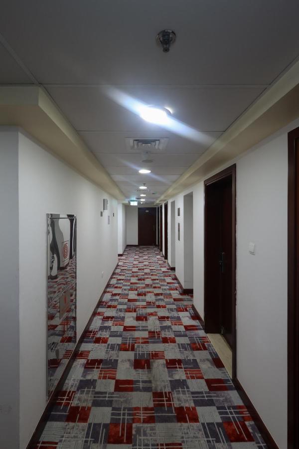 Mra Grand Hotel Dubai Buitenkant foto
