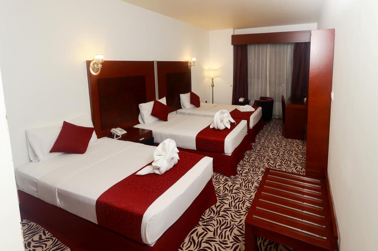 Mra Grand Hotel Dubai Buitenkant foto