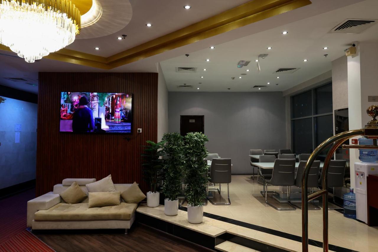 Mra Grand Hotel Dubai Buitenkant foto