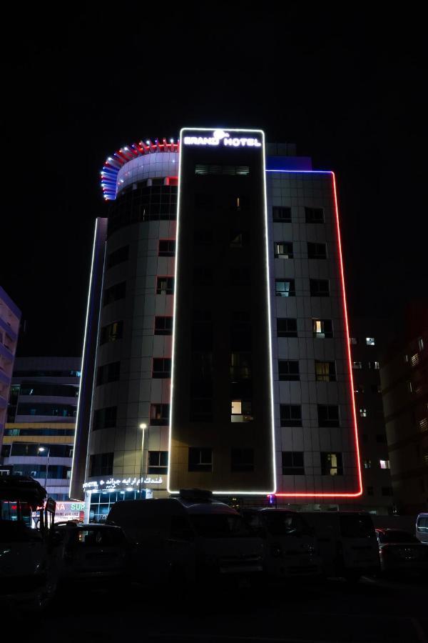 Mra Grand Hotel Dubai Buitenkant foto